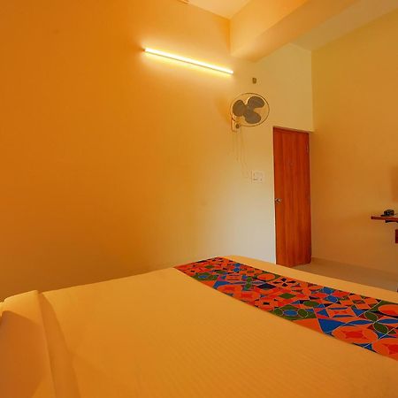 Fabhotel Gr Lake View - Btm Layout Bangalore Bagian luar foto