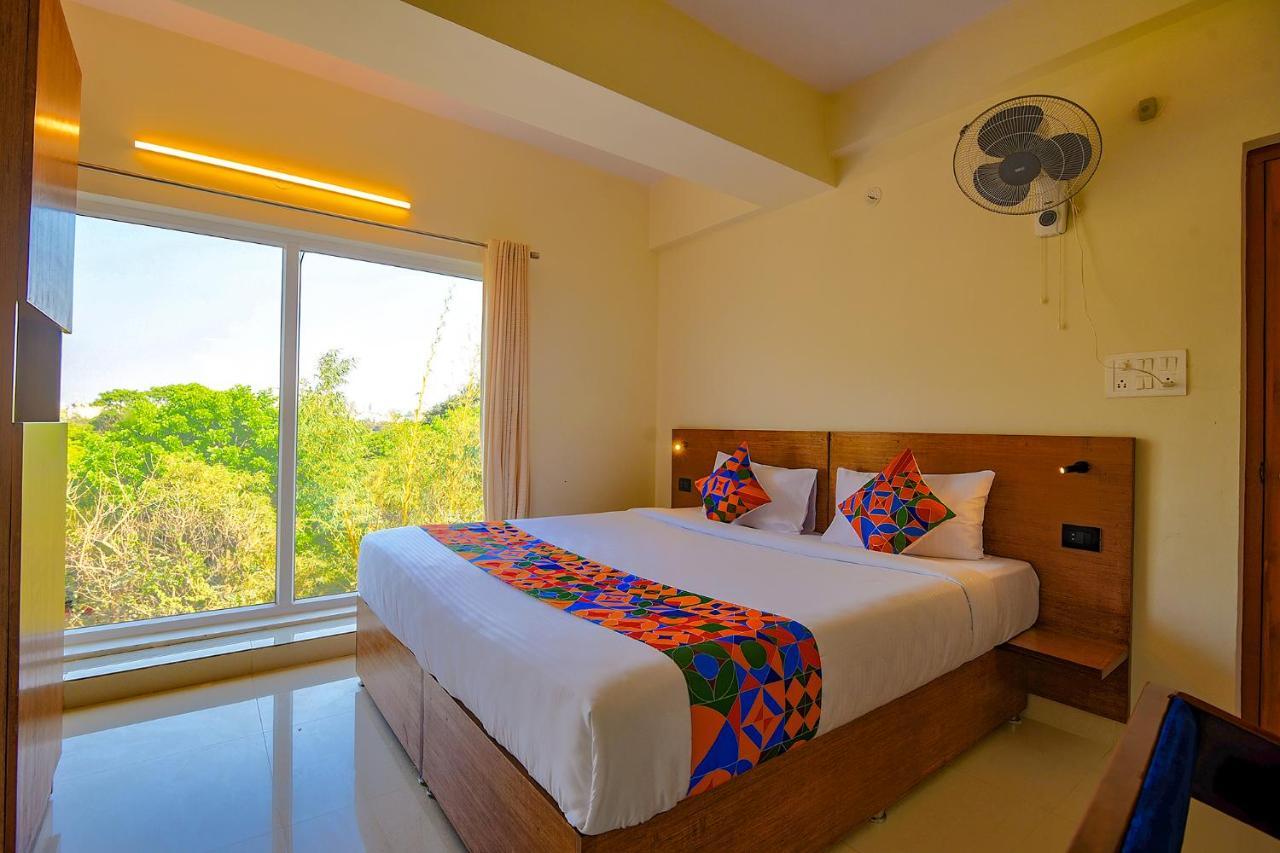 Fabhotel Gr Lake View - Btm Layout Bangalore Bagian luar foto