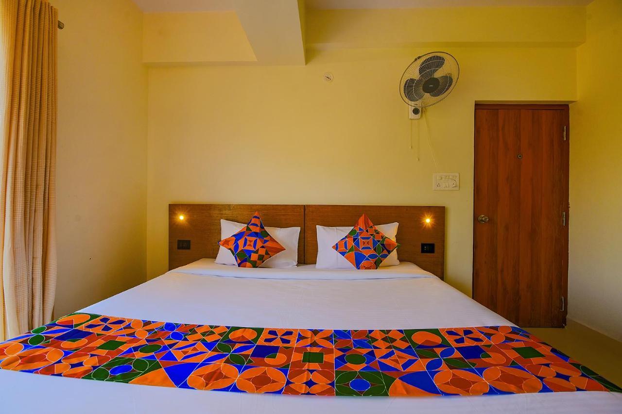 Fabhotel Gr Lake View - Btm Layout Bangalore Bagian luar foto
