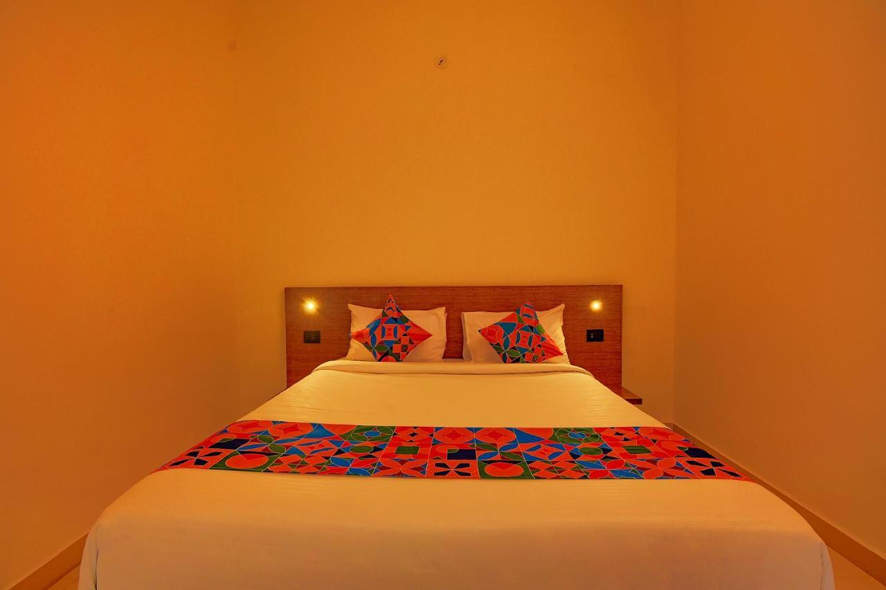 Fabhotel Gr Lake View - Btm Layout Bangalore Bagian luar foto