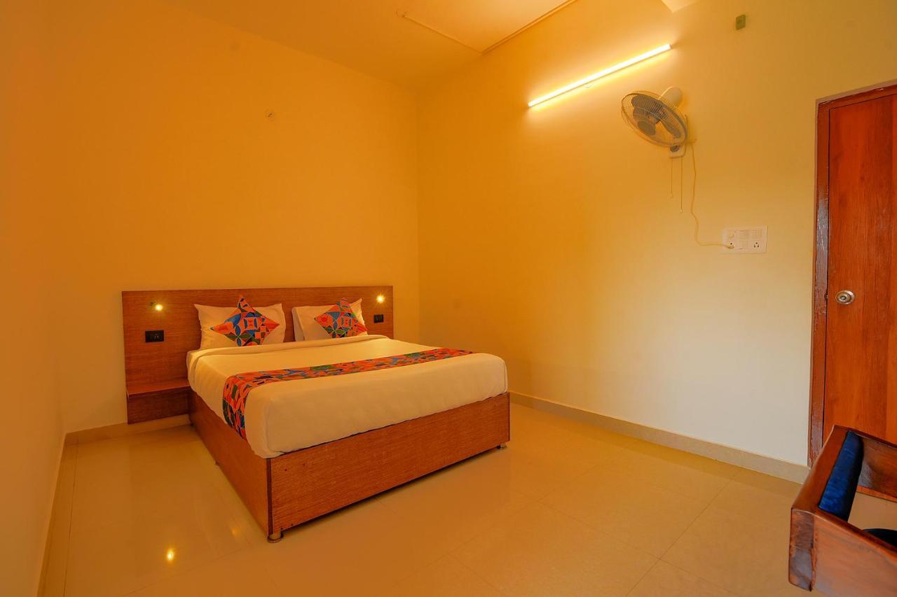 Fabhotel Gr Lake View - Btm Layout Bangalore Bagian luar foto